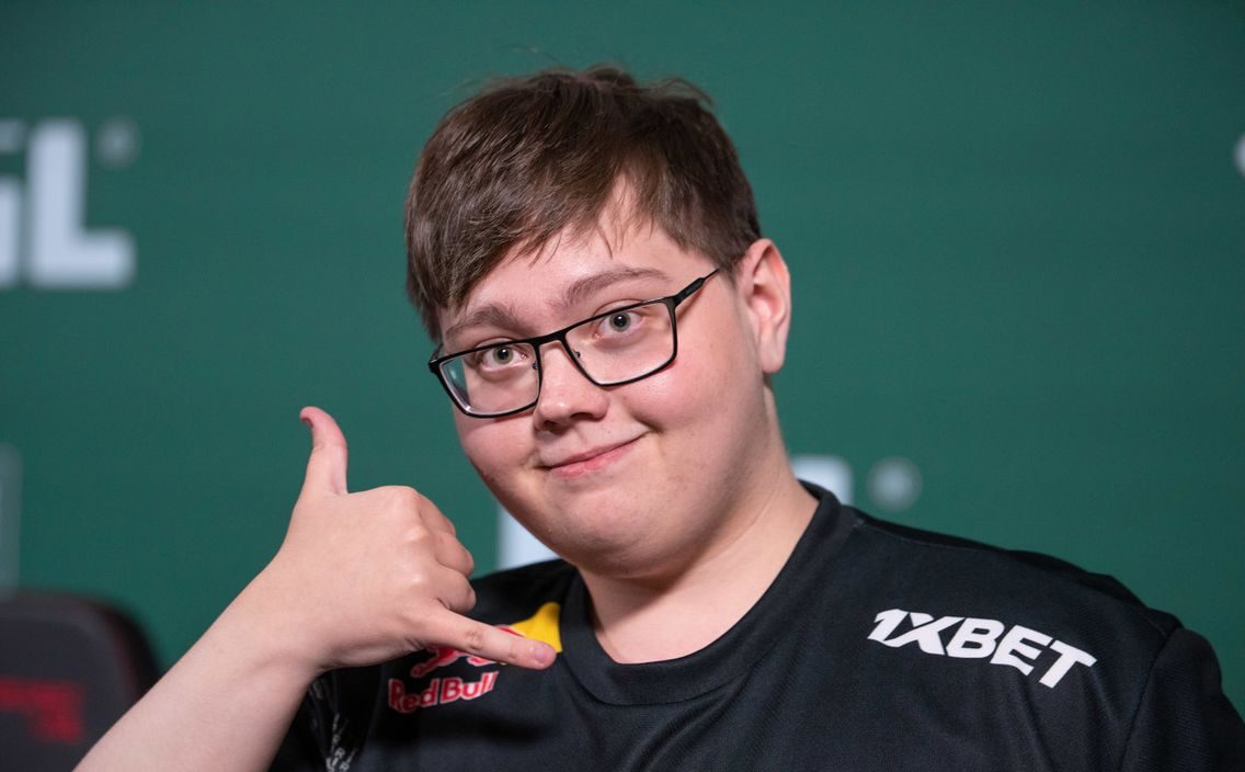 Team Spirit сыграют на карте de_airport, Team Vitality проходят в финал мажора StarLadder Budapest Major 2025